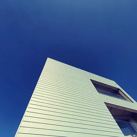 旅馆 Cachinnans & *